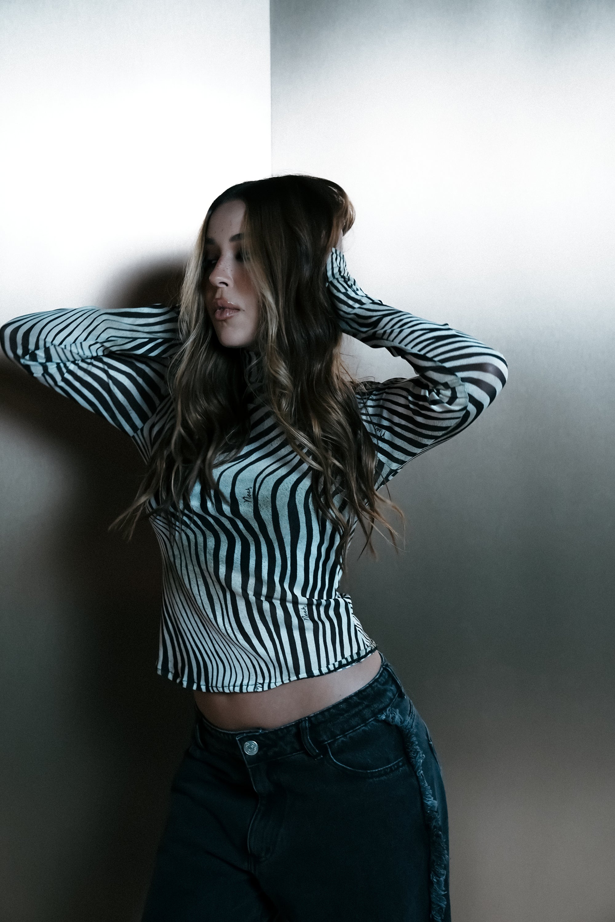Blusa Tule Gola Alta Zebra