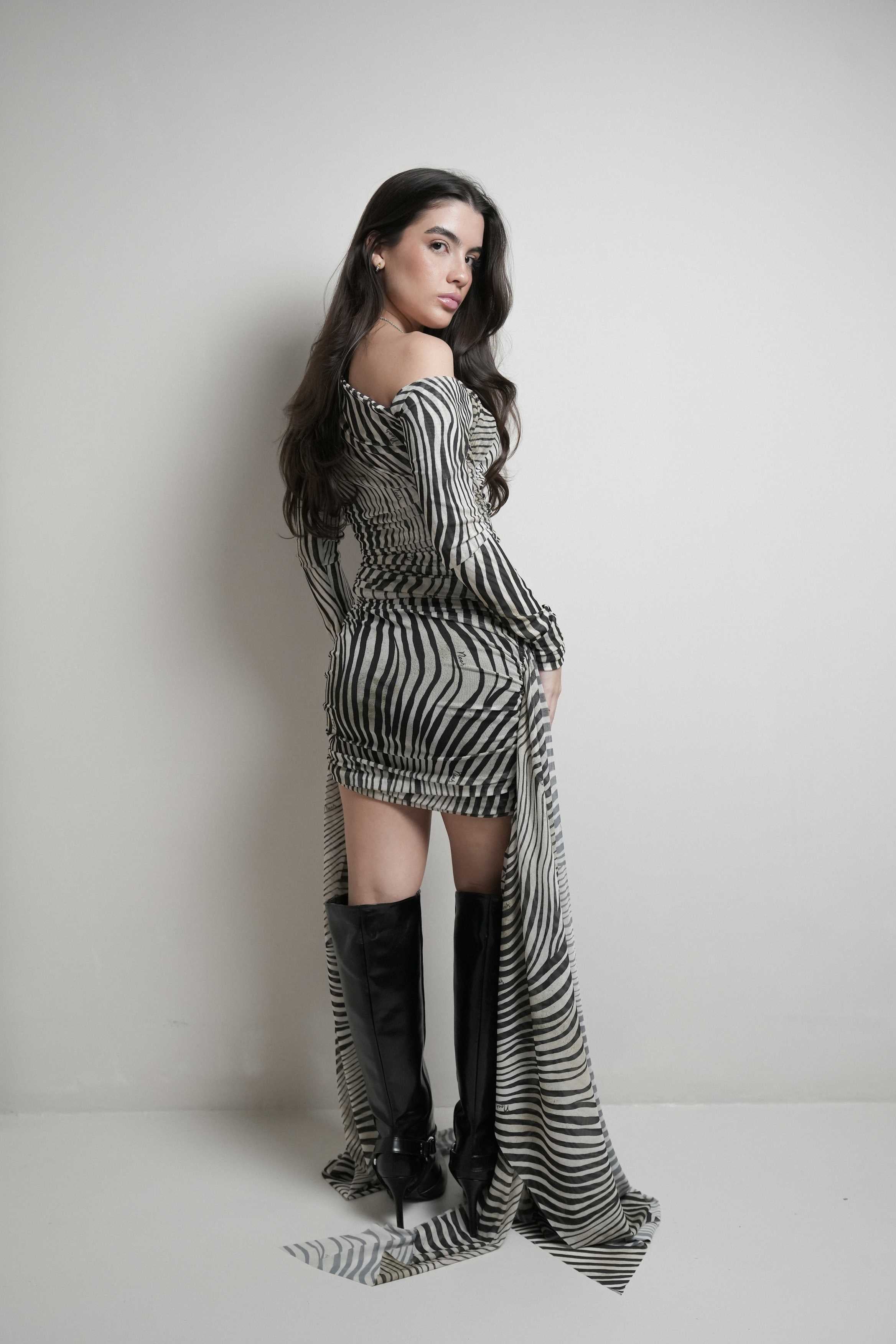 Saia Tule Franzida Amarração Zebra