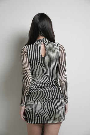 Vestido Tule Manga Longa  Zebra