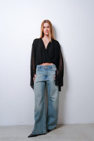 Blusa Tule Decote Manga Longa