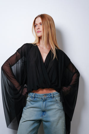 Blusa Tule Decote Manga Longa