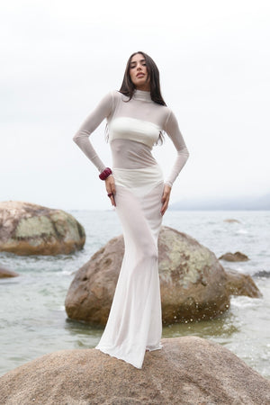 Vestido Manga Longa Tule Longo