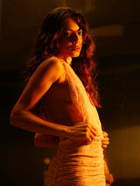 Vestido Decote Costas Renda